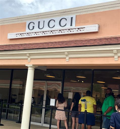 fashion outlet gucci